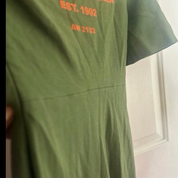 Alexander McQueen Dress Womens XS Green Short Sleeve Graffiti Logo T-Shirt - Picture 10 of 10